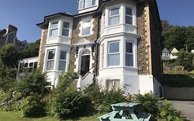 Cairn House - Bed & Breakfast